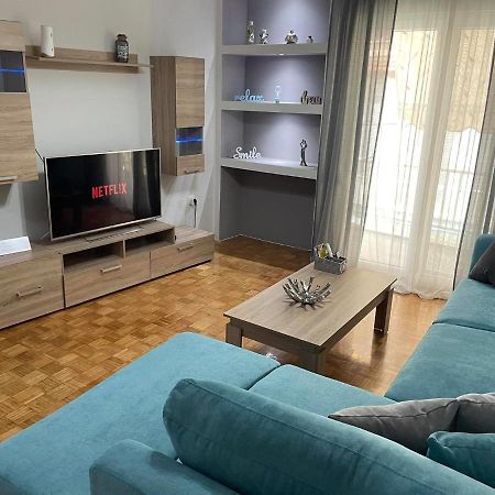 Liby'S Luxury Apartmemt Kavala Exterior foto