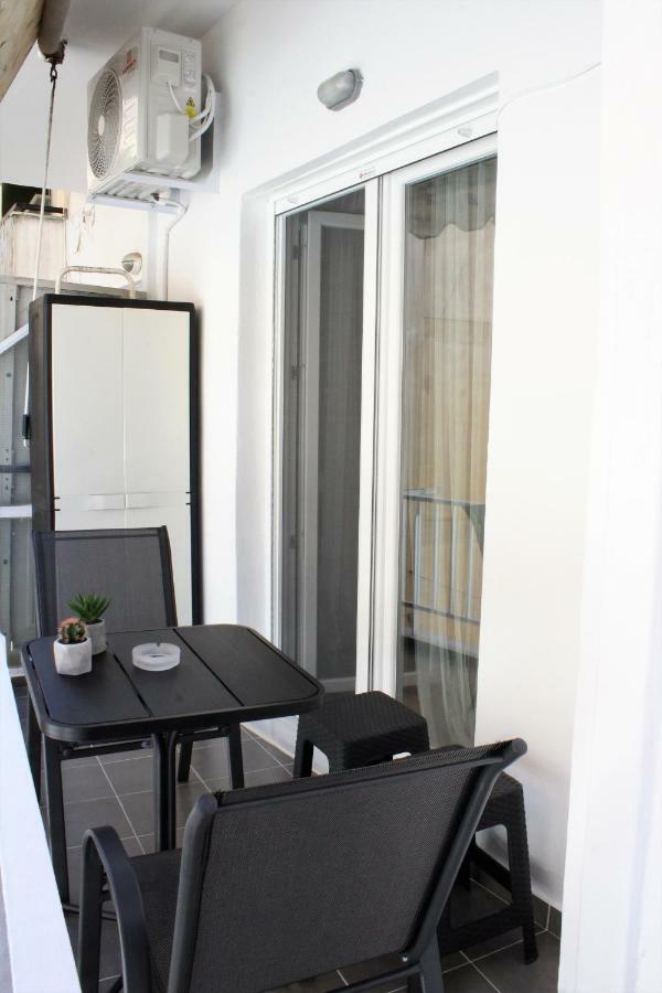 Liby'S Luxury Apartmemt Kavala Exterior foto
